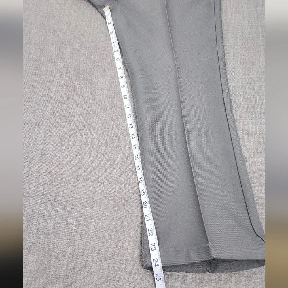 Vintage Levi's Polyester Creased CROPPED Grey Pants. 34 × 24.